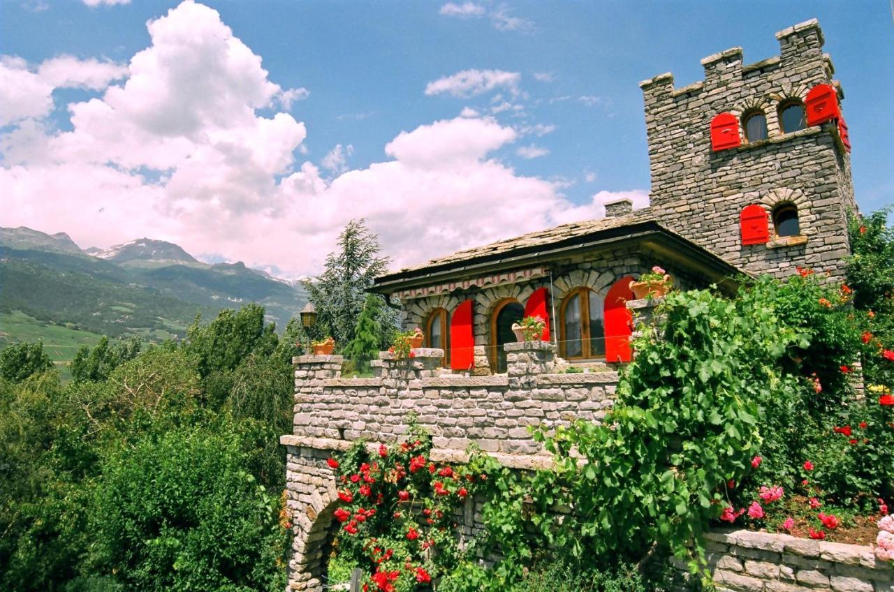 Bed and Breakfast Castel De Daval Sierre Zewnętrze zdjęcie