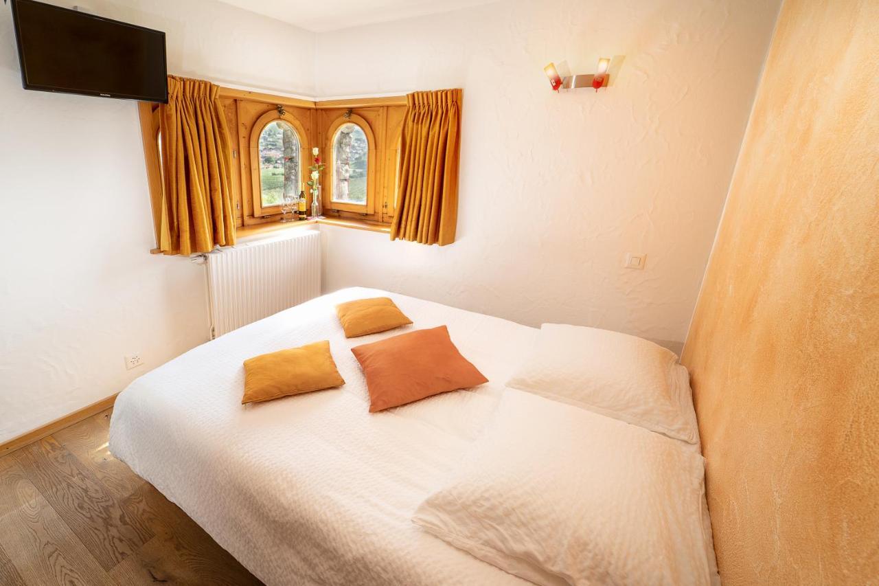 Bed and Breakfast Castel De Daval Sierre Zewnętrze zdjęcie